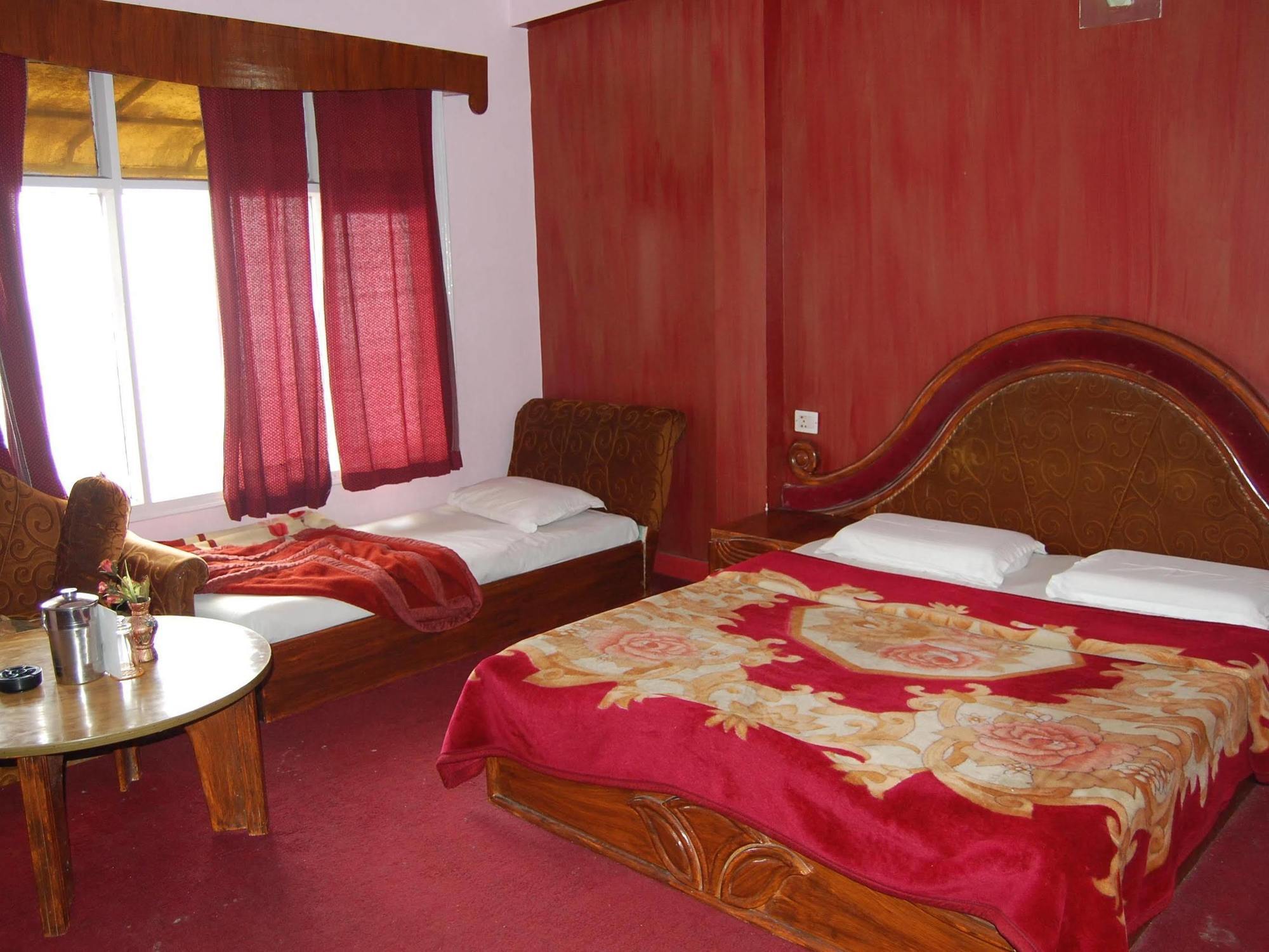 Hotel Park Mussoorie Kültér fotó